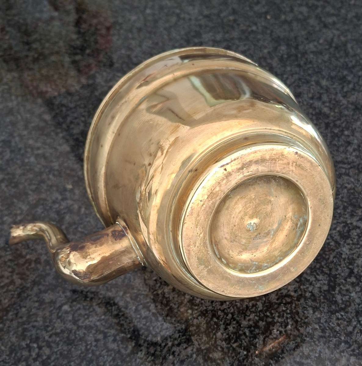 Large Brass kettle  26 tall x 24 wide