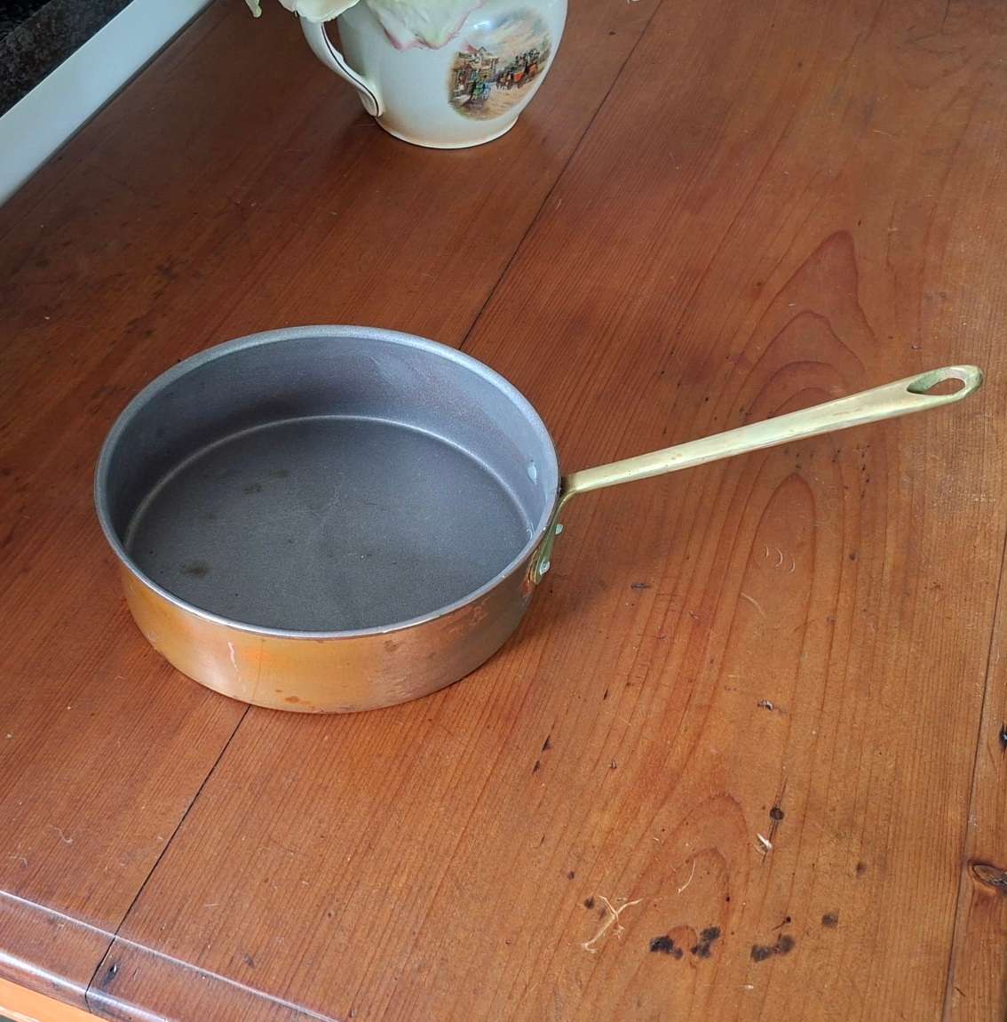 Vintage Copper sauce poaching pan - 19 x 5cm deep  Brass handle
