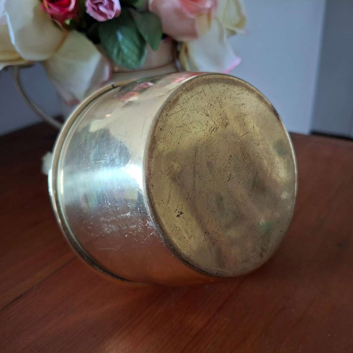 Small brass kettle  -18 cms x 16 - home decor