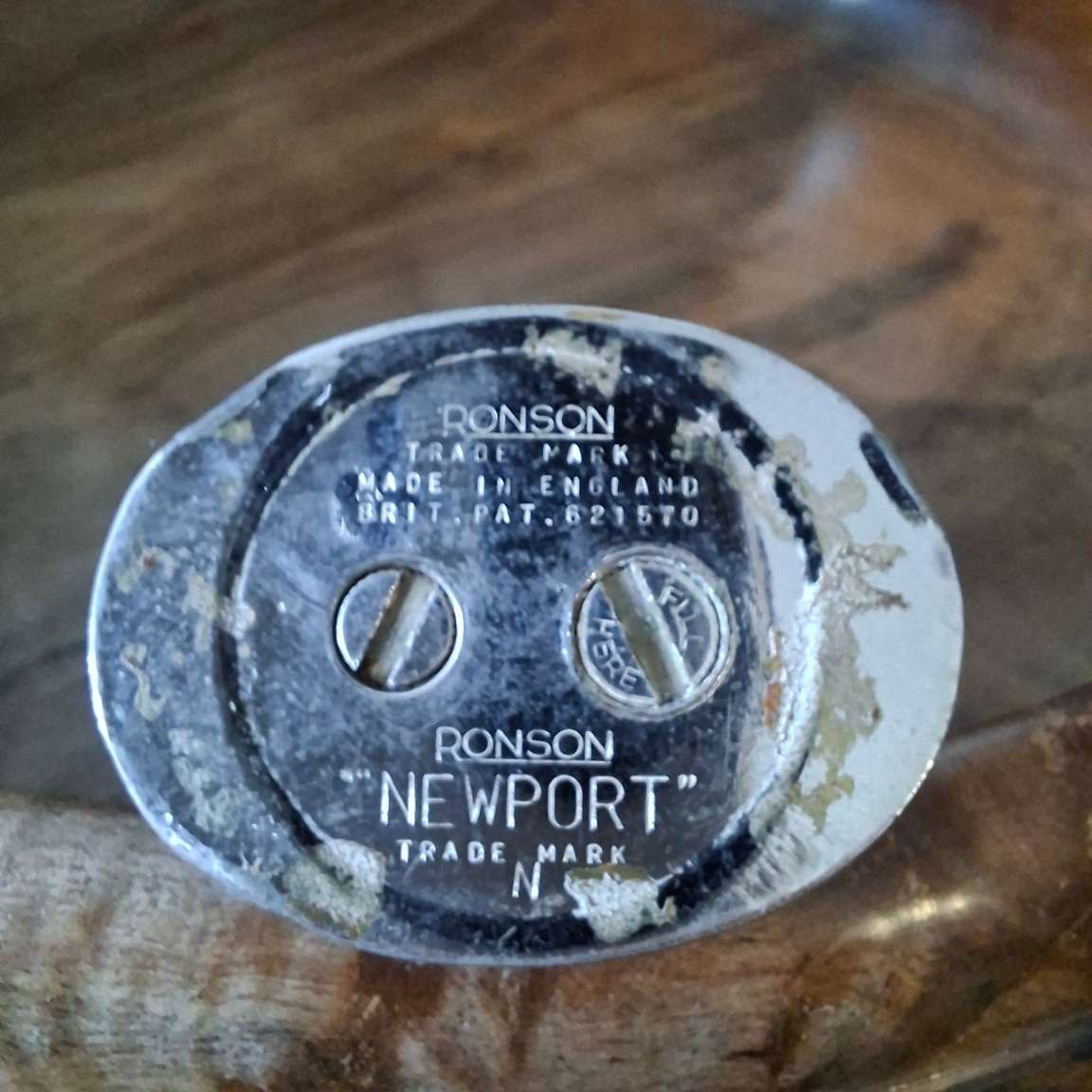 Ronson Newport silver plated table lighter -