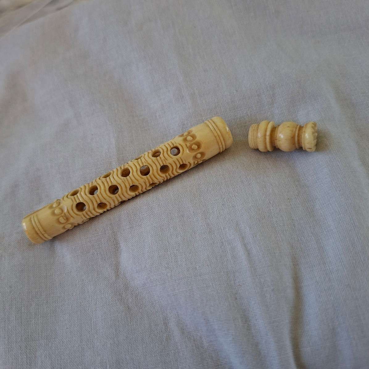Vintage bone needle case needle holder