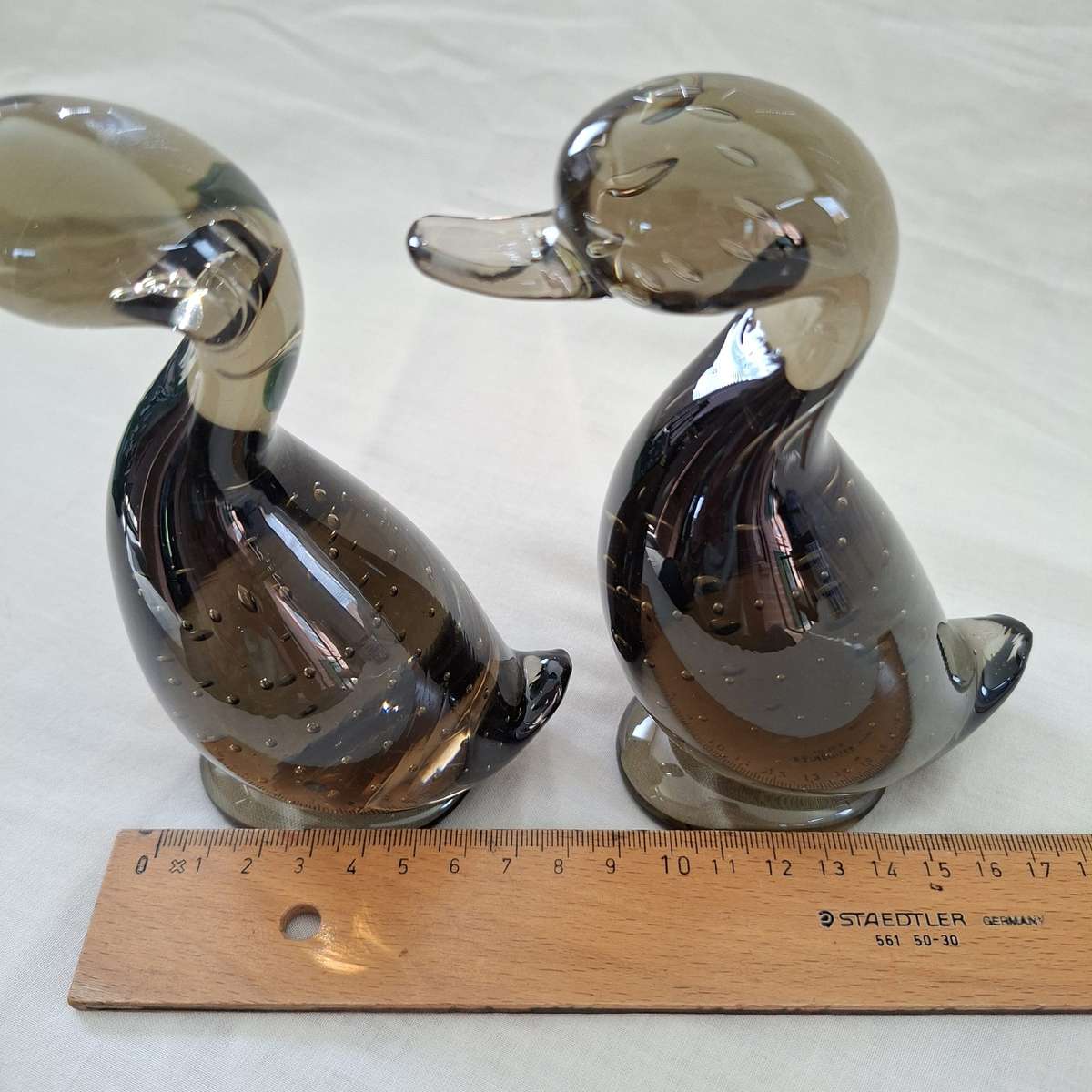 Pair of Whitefriars studio art glass Ducks with bubbles - dilly duck - controlled bubbles