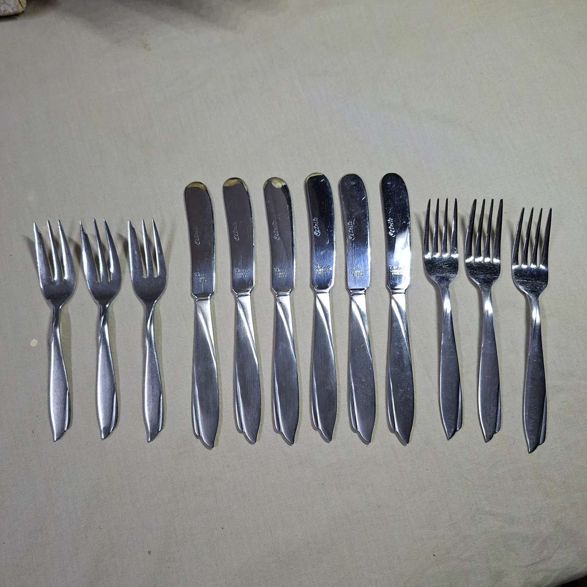Eetrite 6 cake forks and 6 knives - butter - pate