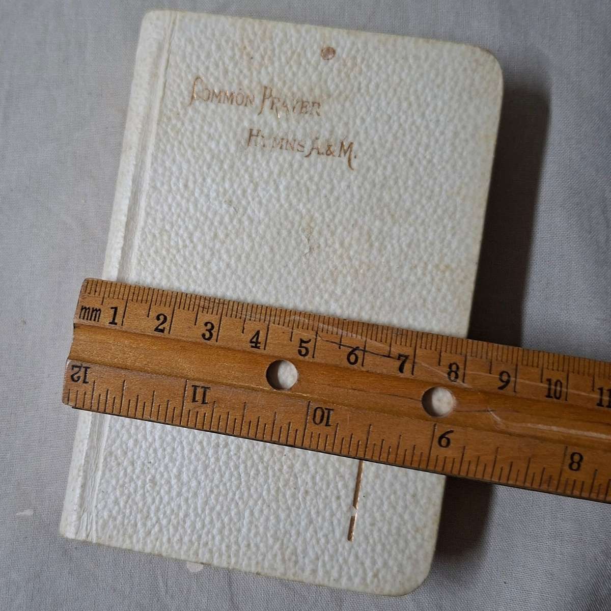 Common Prayer book - Circa1900 and Psalms of David - 12 x 8 cms - gilt edged