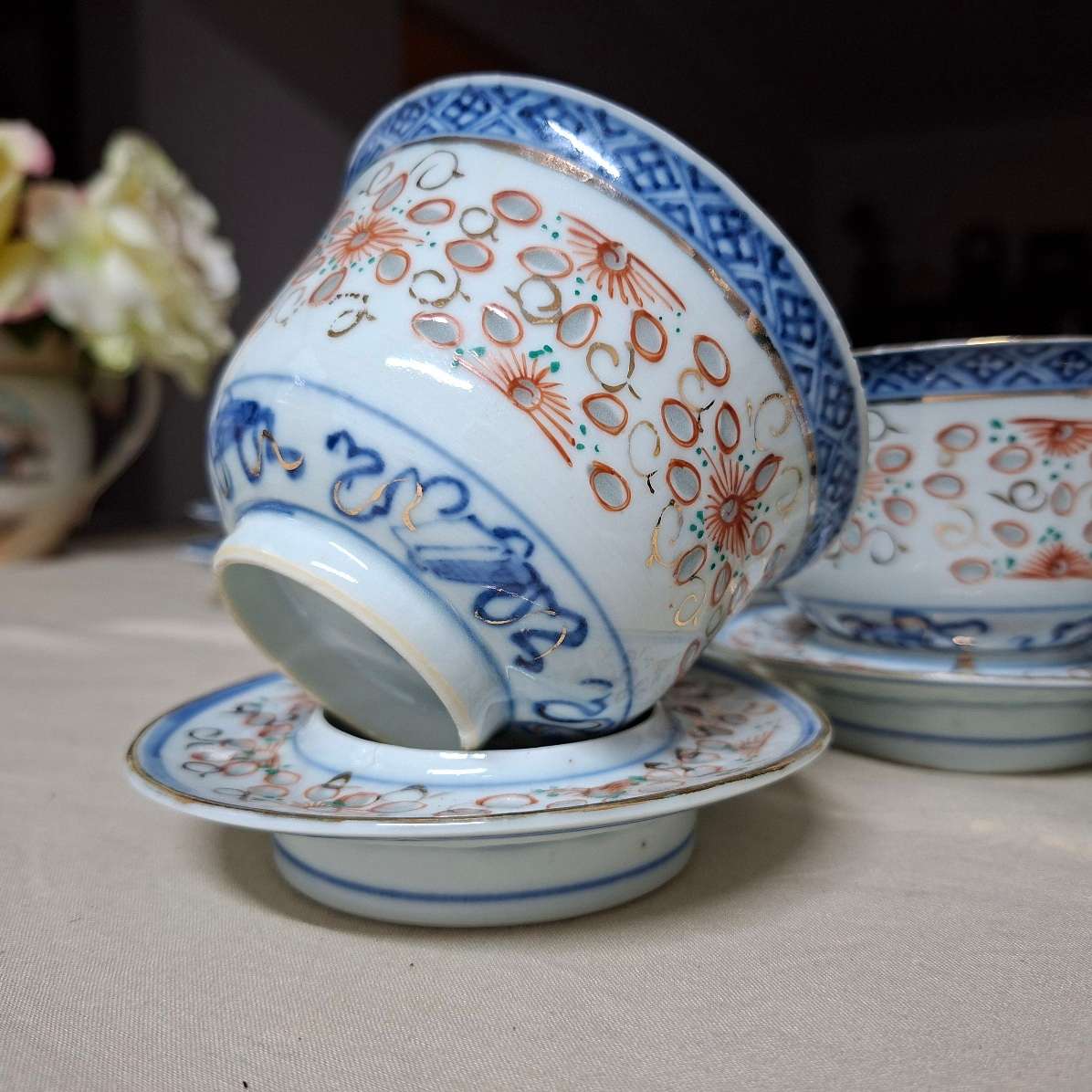 Vintage chinese food bowls stands and spoons