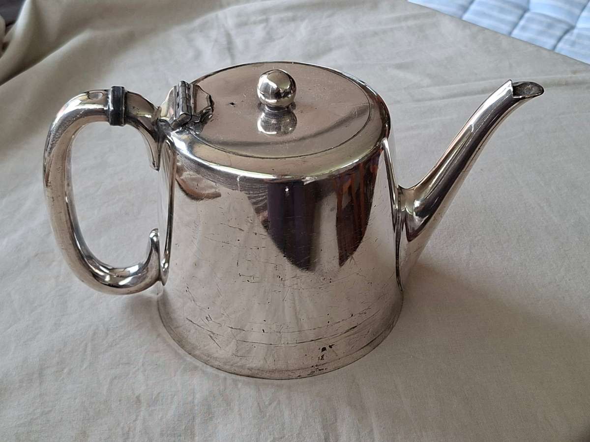 Silver plate tea pot - EPBM Sheffield - Berry &amp; Sons?