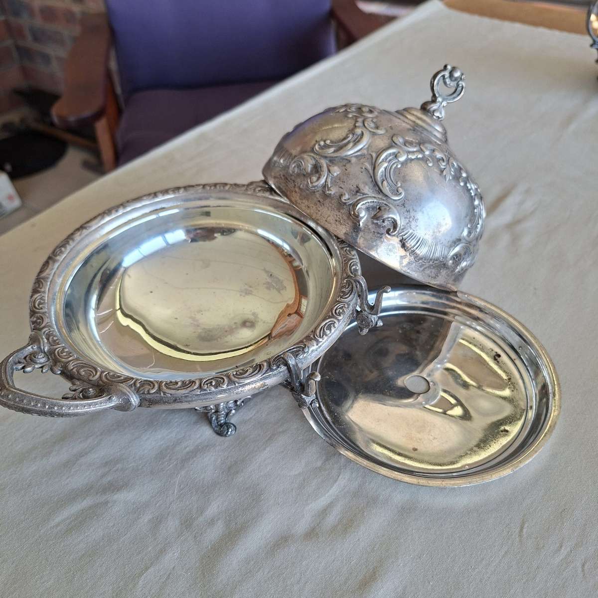 Butter dish Silver plate Domed Early American Meriden Britanica Co? late 1800's?