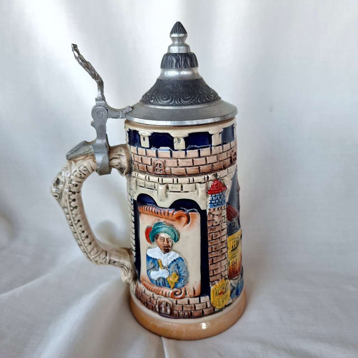Beer Stein Mug tankard - German lidded - "Rothenburg o.d.T"  18.5 x 8.5 cms