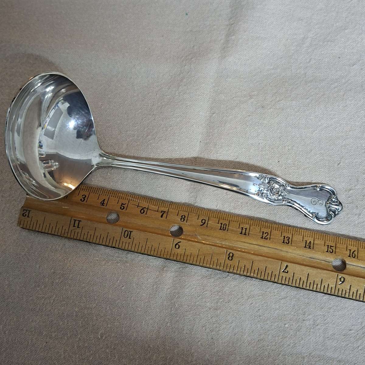 Silver Plate Gravy sauce ladle 16 cms  "E" monogram