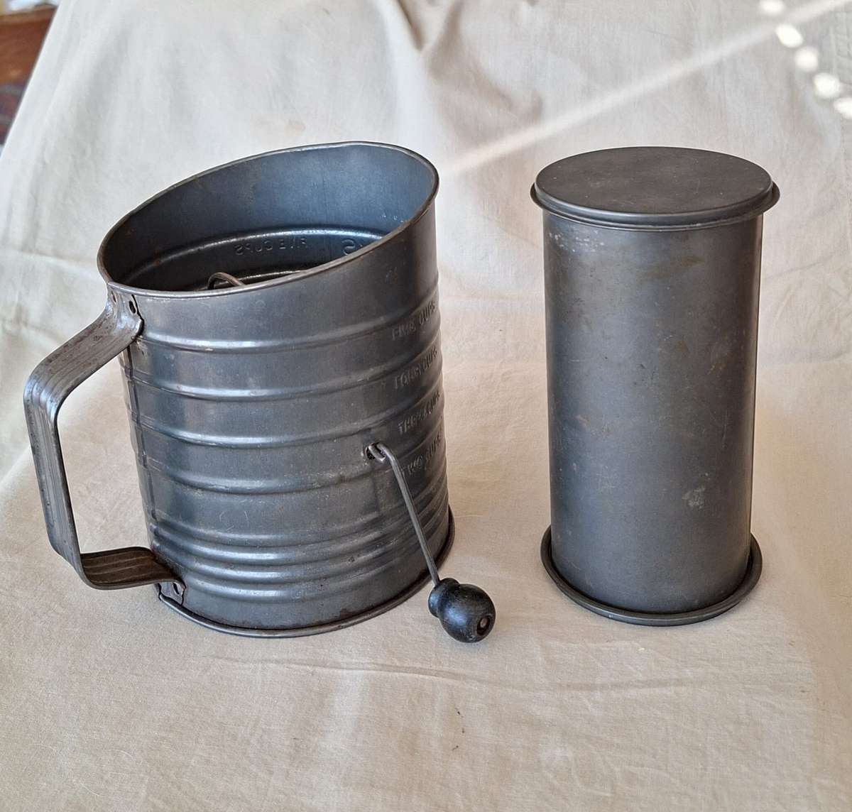 Kitchenalia - flour / meal sieve (Bromwell's) 16 x 13 cms plus boston bread tin -17 cms