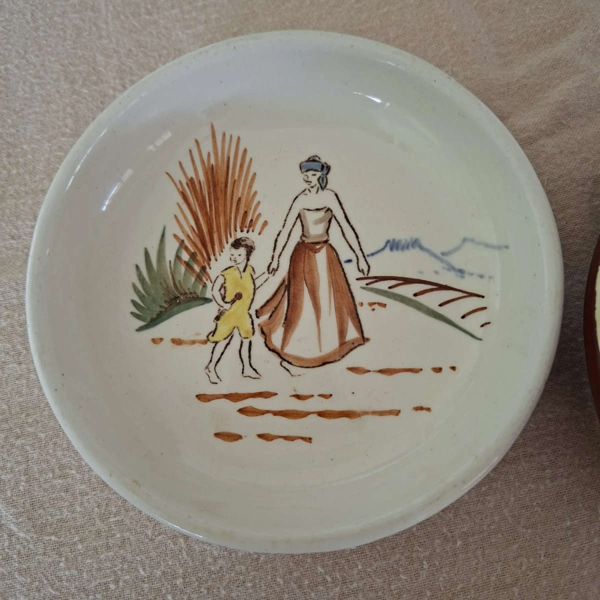 SA Pottery Drostdy ware Grahamstown 2 small bowls /ashtray