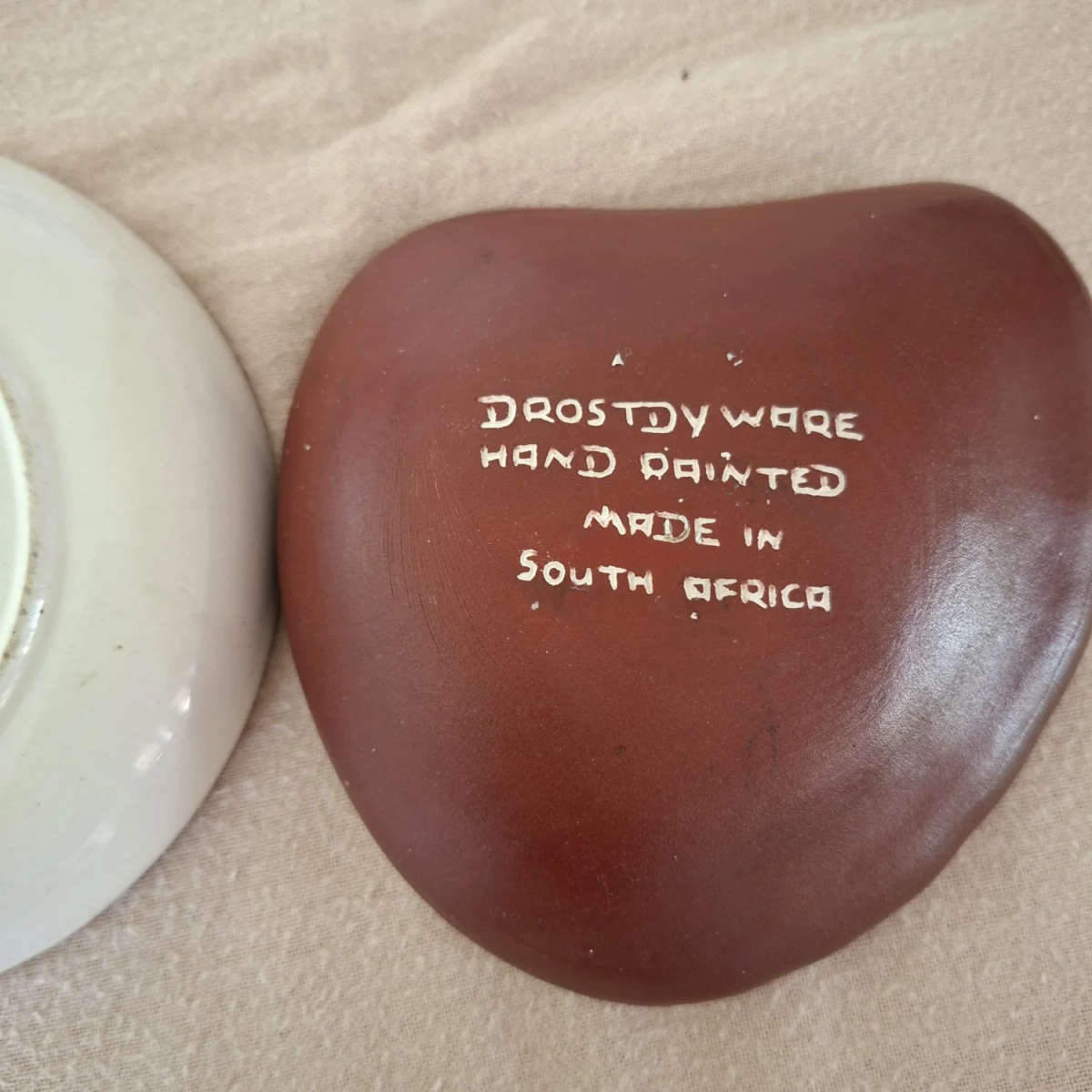 SA Pottery Drostdy ware Grahamstown 2 small bowls /ashtray