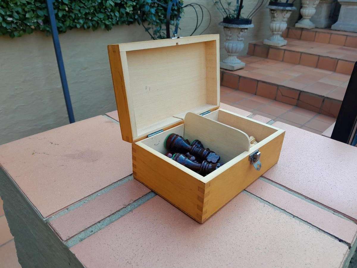 A 20TH Century Wooden Chess Set in Box