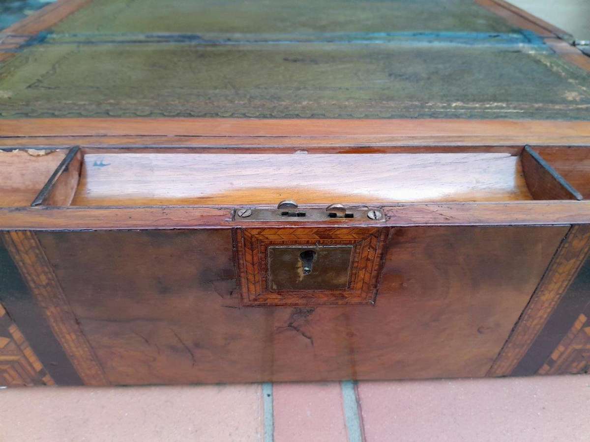 An Antique Victorian Circa 1800s Walnut And Inlaid Writing Box With Leather Interior