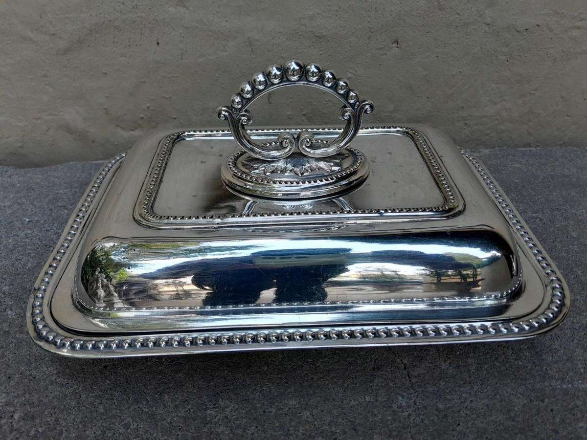 A Pair Of  Silver Plate Entrée Dishes