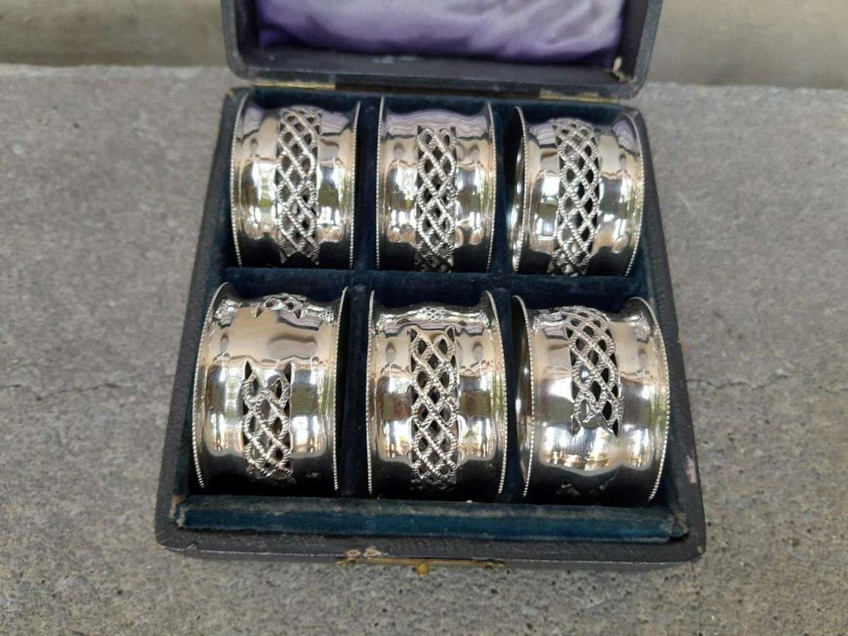An Antique Circa Early 1900s English Set Of Six Silver Napkin / Serviette Rings In Original Box...