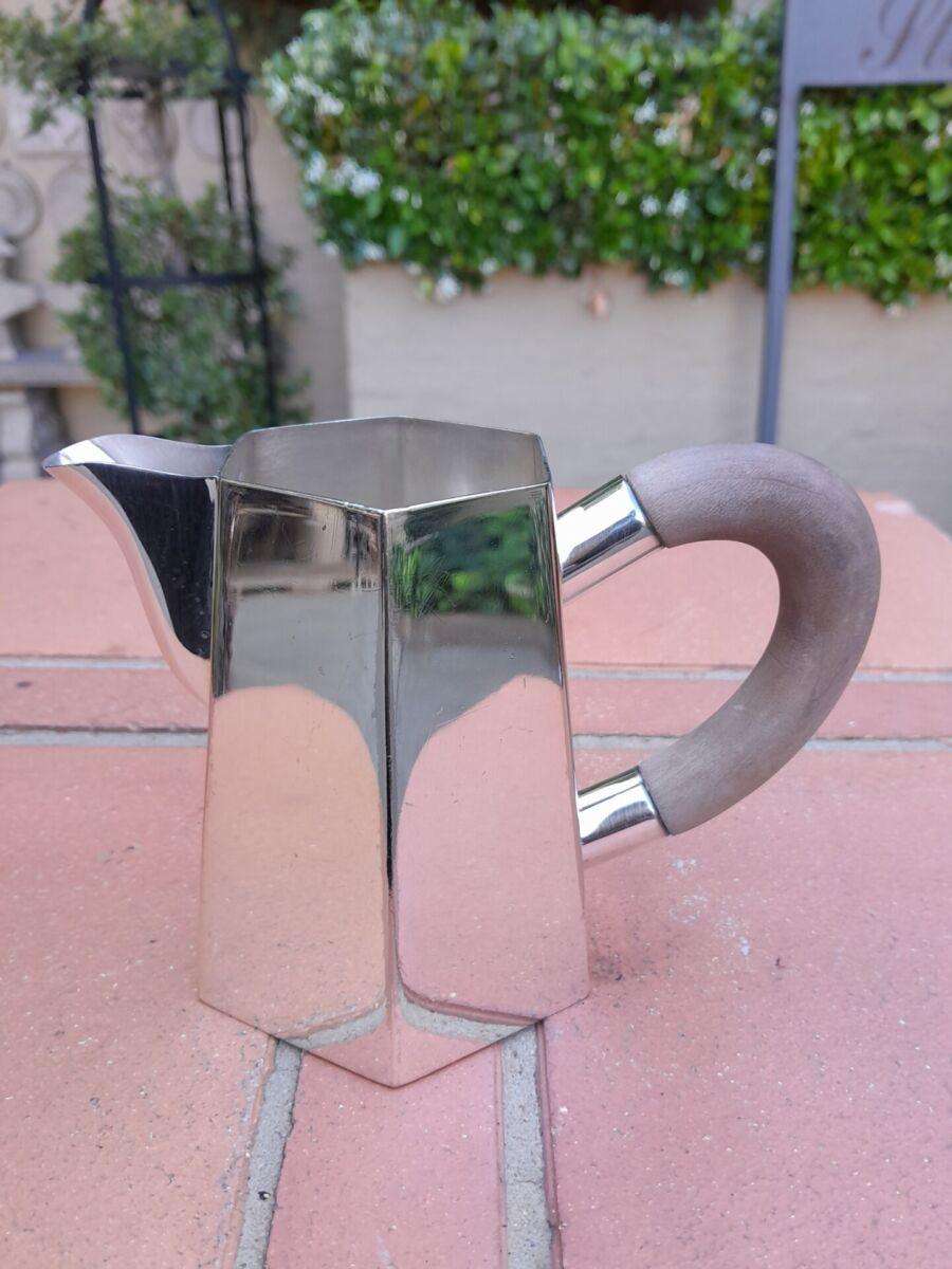 A Silver Plate Five Piece Tea / Coffee Set And Tray With Wooden Handles