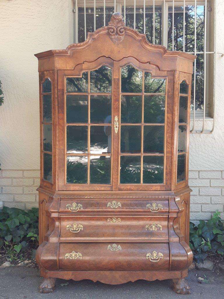 Dutch Walnut Bombe / Display Cabinet