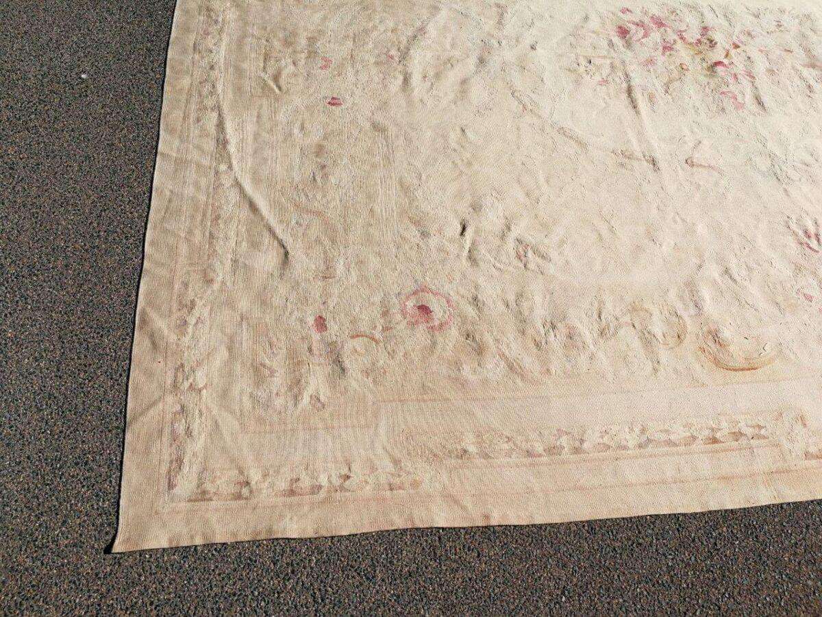 Antique French Aubusson Carpet (WEAR & TEAR)