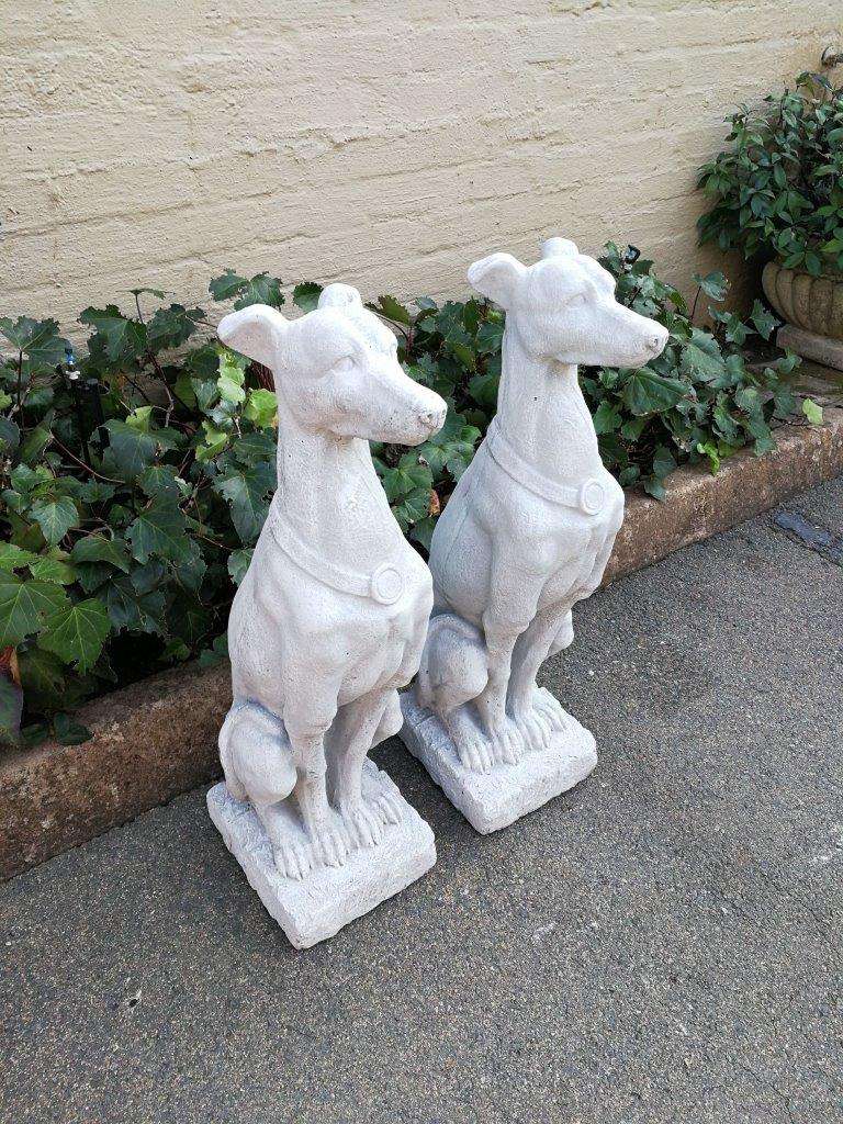 Pair Concrete Dog (Style 2)