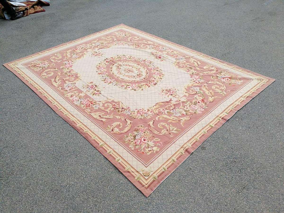 A Handmade French Aubusson Carpet / Rug