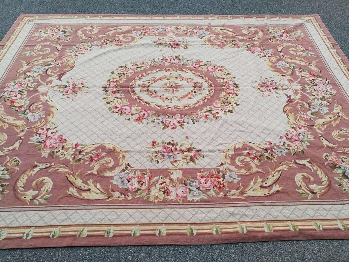 A Handmade French Aubusson Carpet / Rug