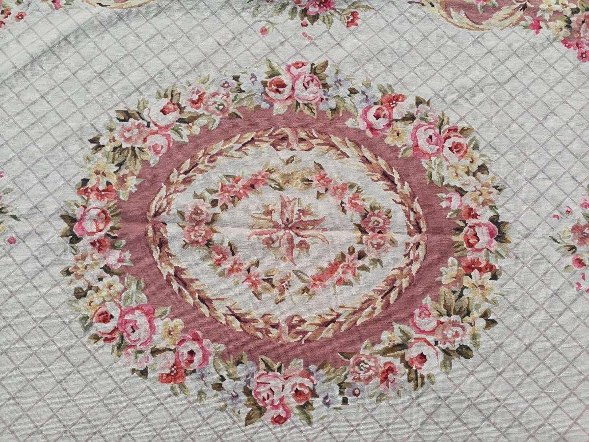 A Handmade French Aubusson Carpet / Rug