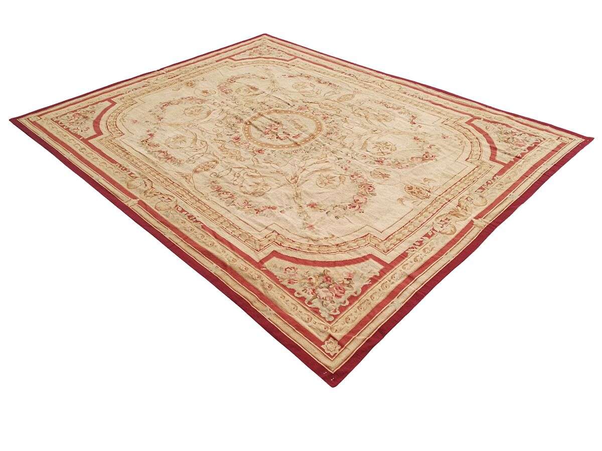 A Handmade French Aubusson Carpet / Rug