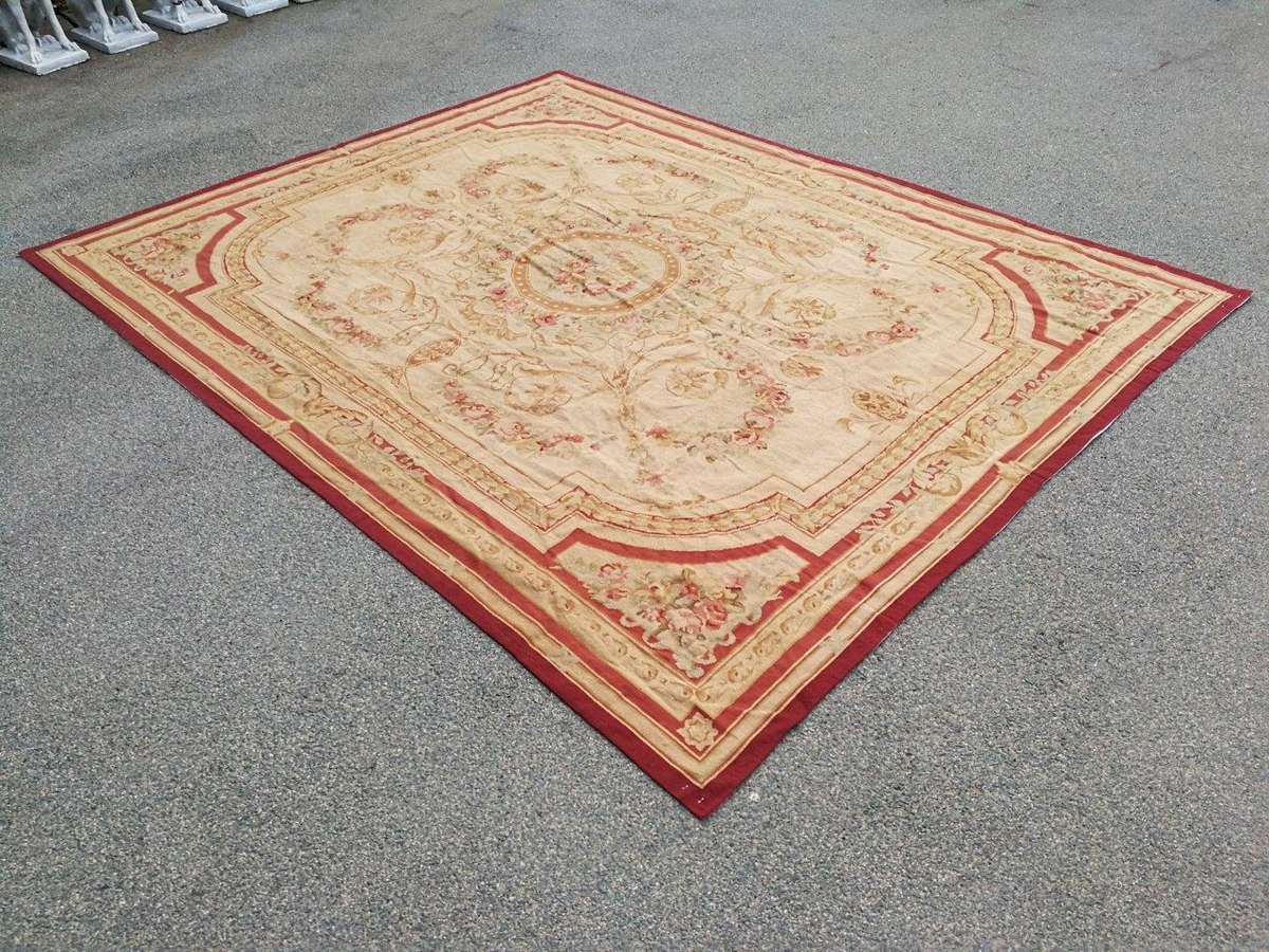 A Handmade French Aubusson Carpet / Rug