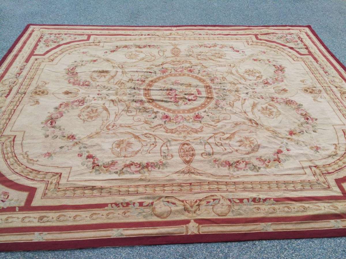 A Handmade French Aubusson Carpet / Rug