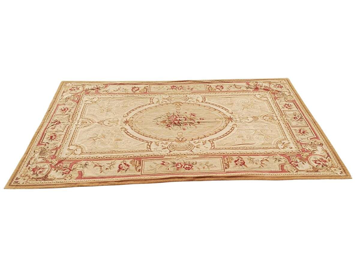 A Handmade French Aubusson Carpet / Rug