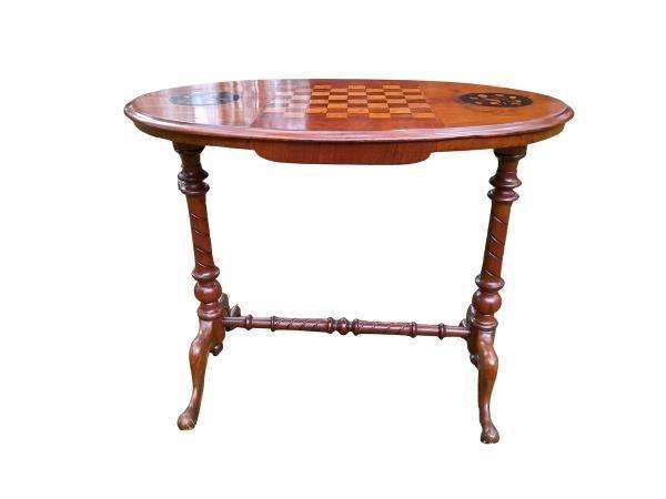 An Antique Circa 1880 Victorian Mahogany And Walnut Chess Table