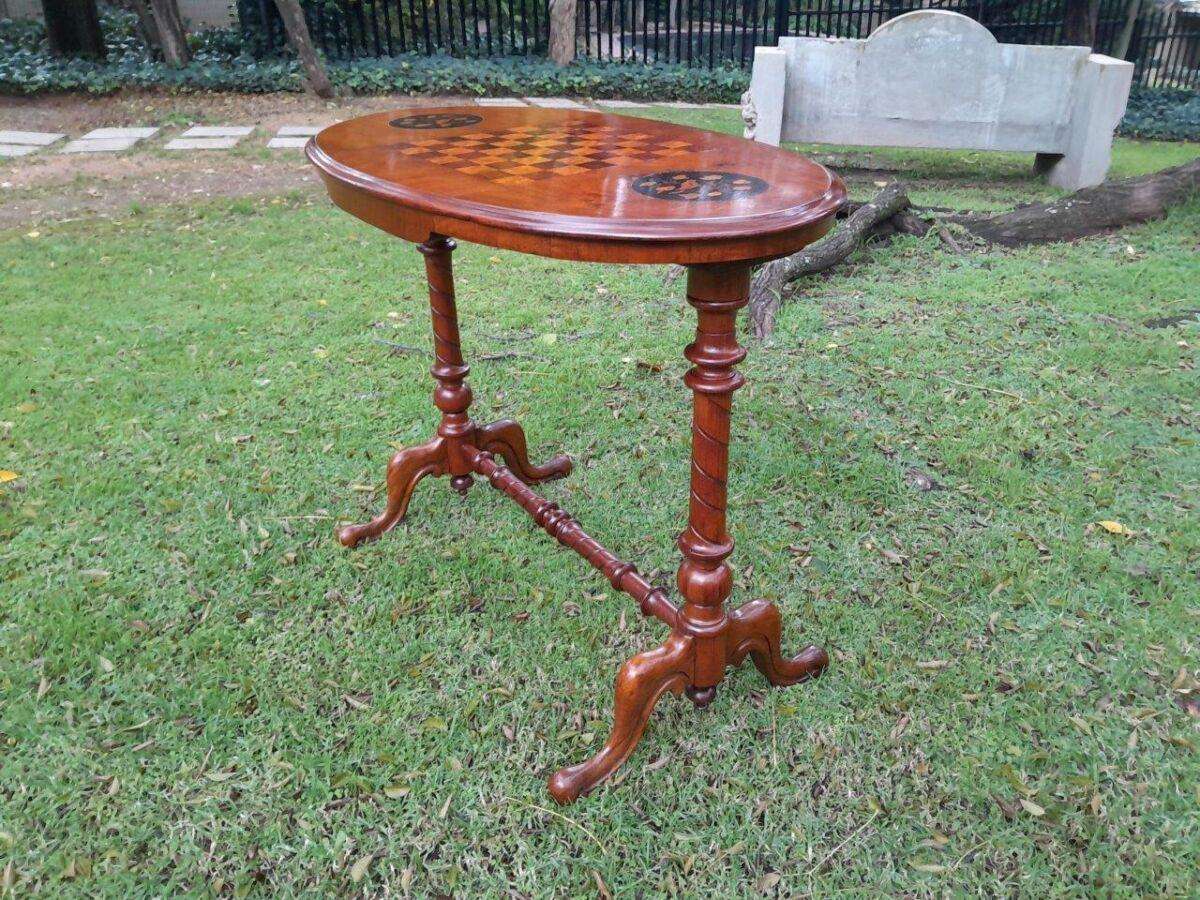 An Antique Circa 1880 Victorian Mahogany And Walnut Chess Table