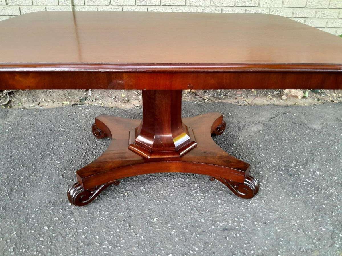 An Antique Victorian Mahogany Tilt-Top Table