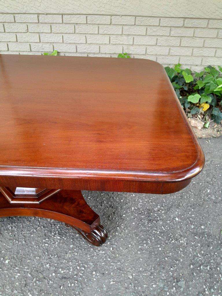 An Antique Victorian Mahogany Tilt-Top Table