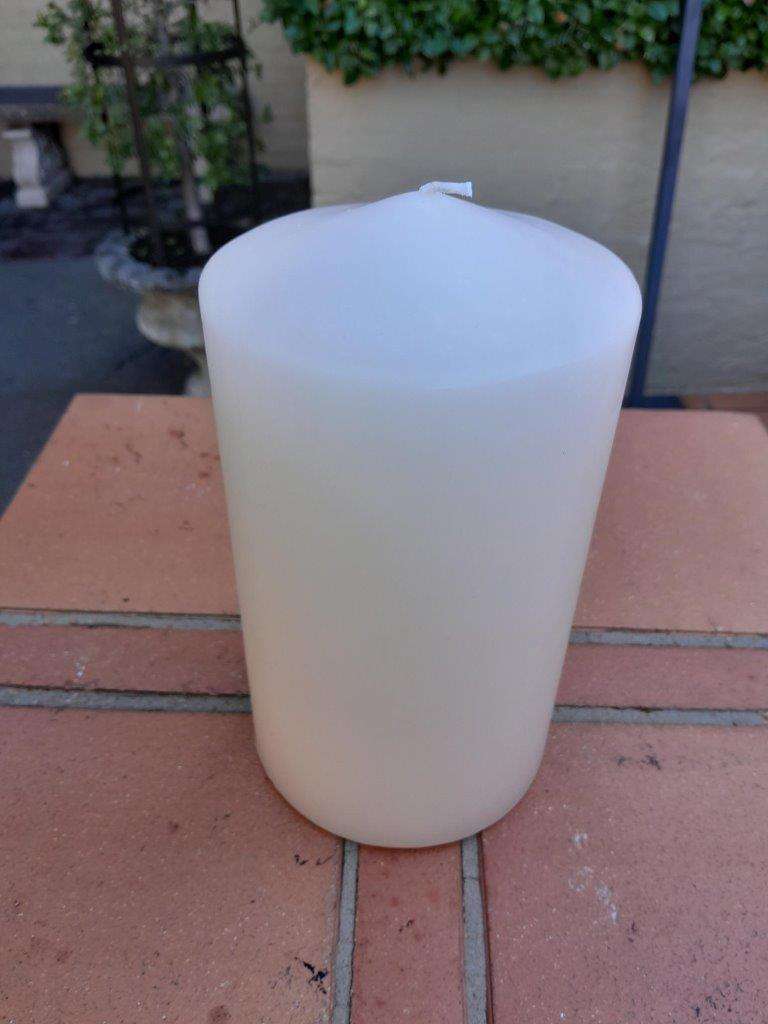 Wax Candle Diameter 12.5cm x Height 22cm