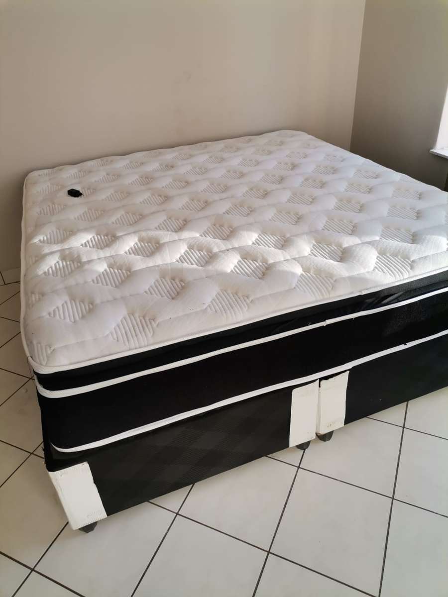 King Size Euro top Bed