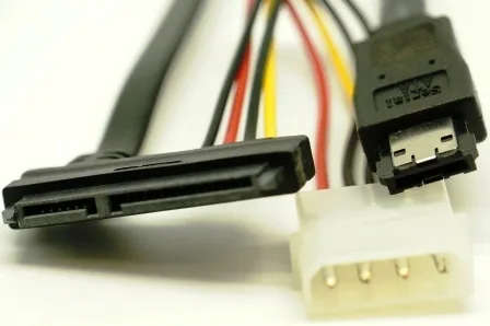 UniQue SATATOESATACABL UniQue 4pin Power
