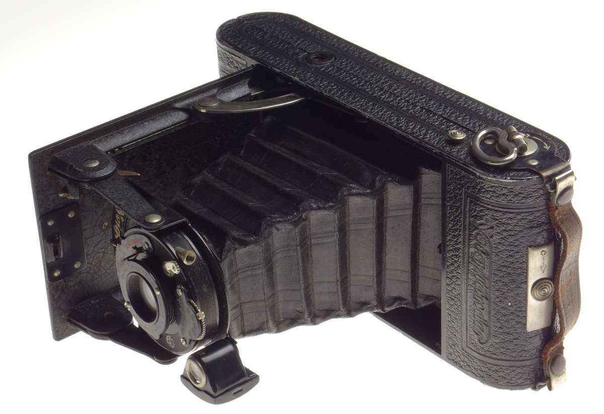 Voigtlander Classic vintage 120 medium format used film camera