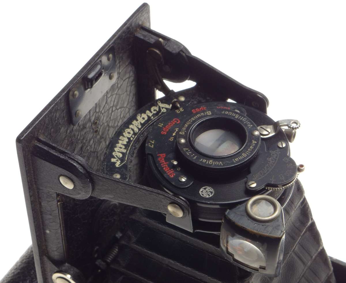 Voigtlander Classic vintage 120 medium format used film camera
