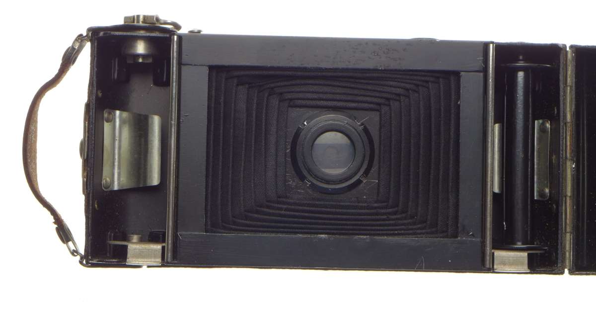 Voigtlander Classic vintage 120 medium format used film camera