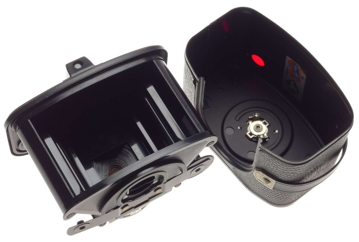 Agfa Clack Made in Germany looks like crocodile black leather good working order