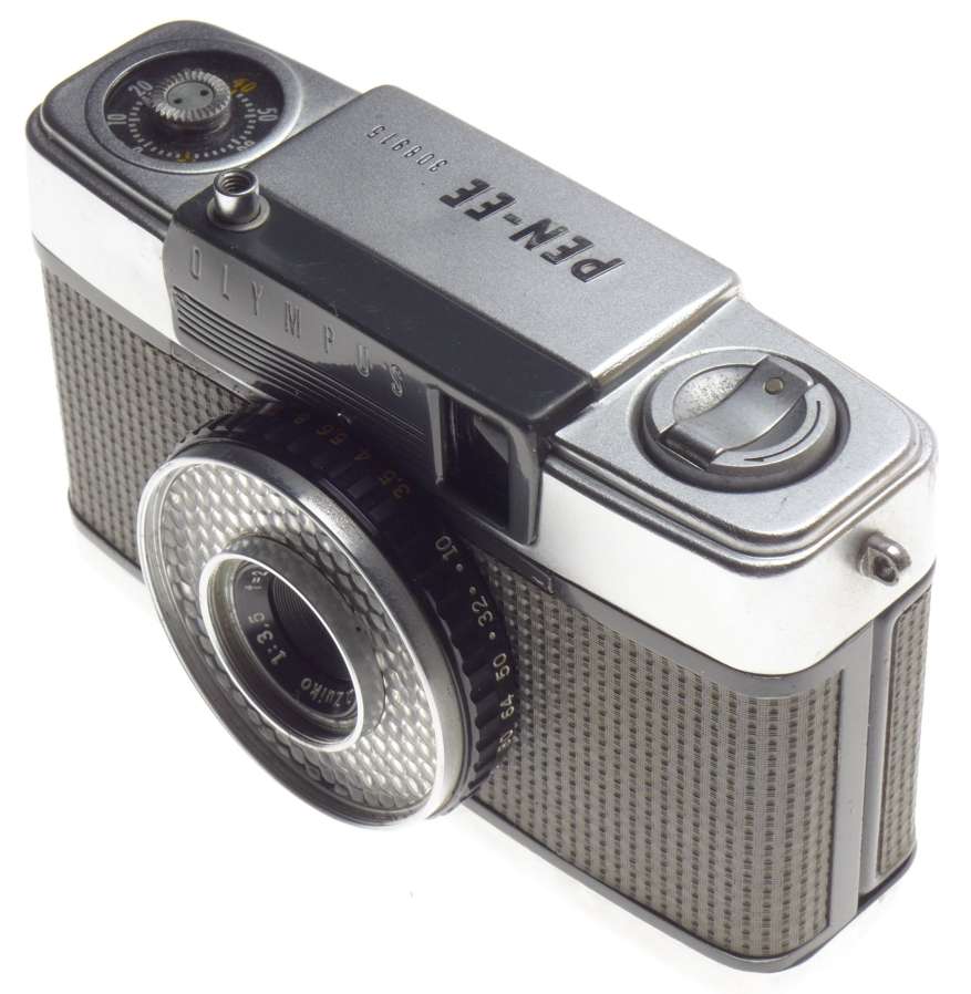 OLYMPUS PEN-EE 35mm analogue vintage 35mm half frame film camera display piece only prop