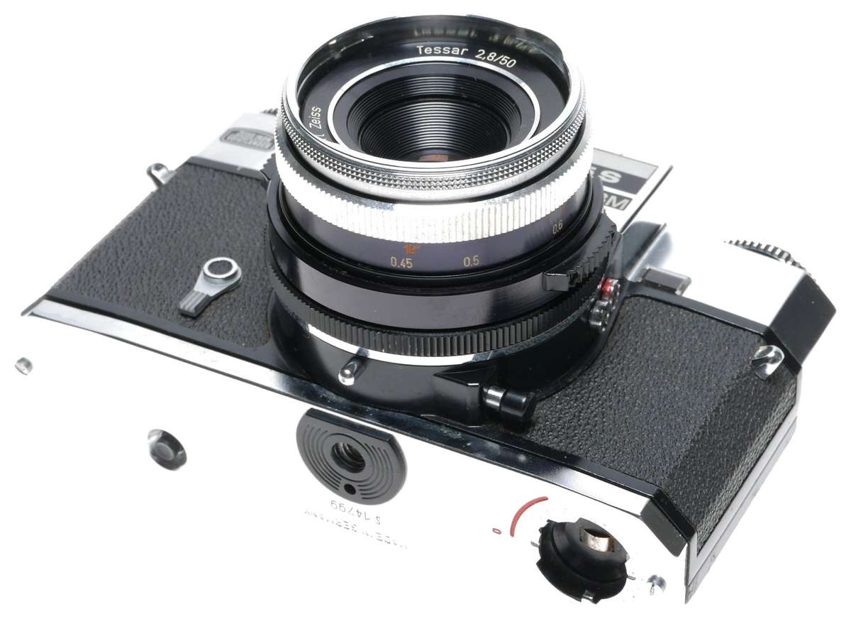 Icarex 35 S Zeiss camera BM Tessar 2.8/50 Voigtlander