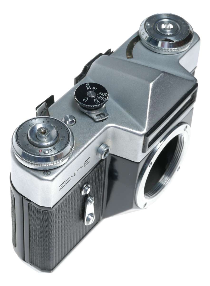 Zenit-E Vintage 35mm film SLR camera body only chrome/black