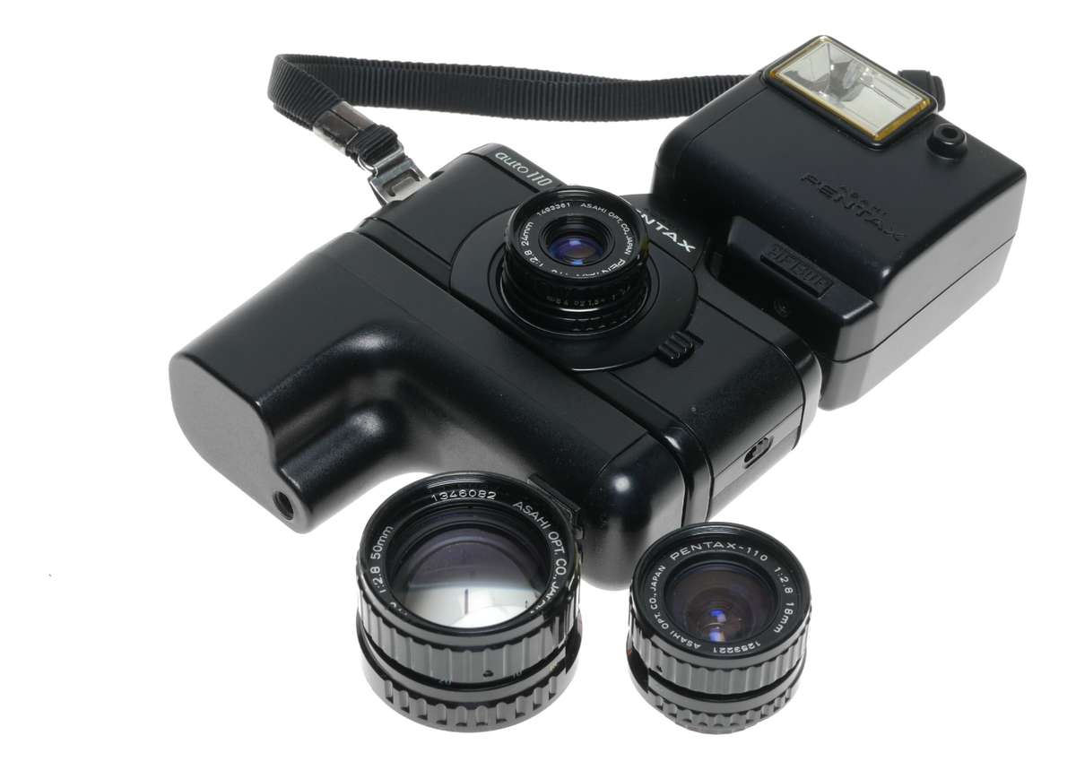 Pentax Auto 110 Sub miniature film camera set 3 lenses flash case