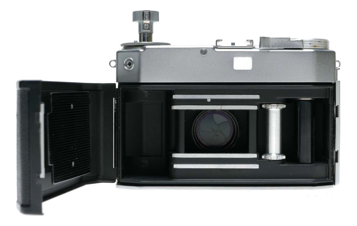 Olympus Wide-E Film 35mm Viewfinder Camera D.Zuiko-W F.C. 1:3.5 f-3.5cm