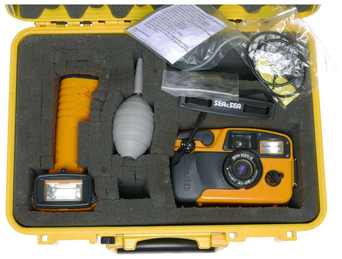 Sea and Sea MX-10 underwater film camera with YS-40 flash in case
