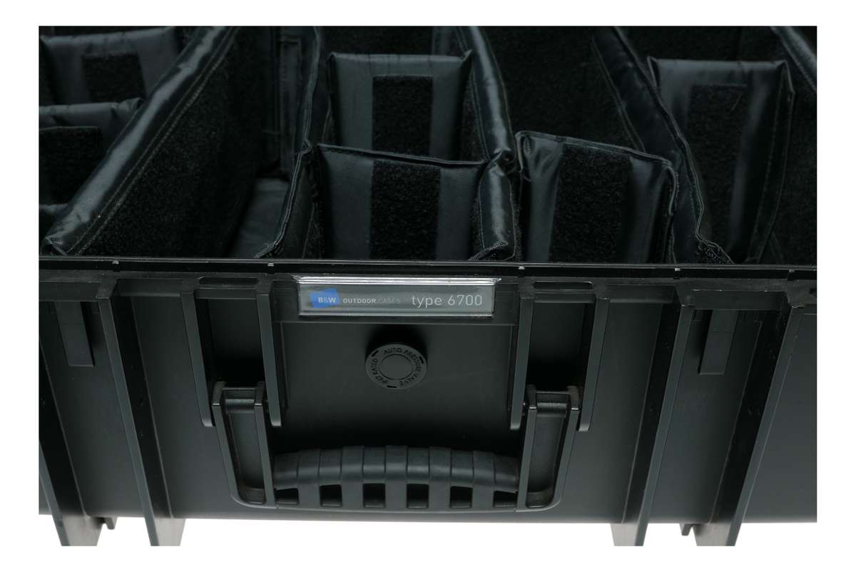 B&W Type 6700 Hard Case Wheeled Waterproof Dustproof Black
