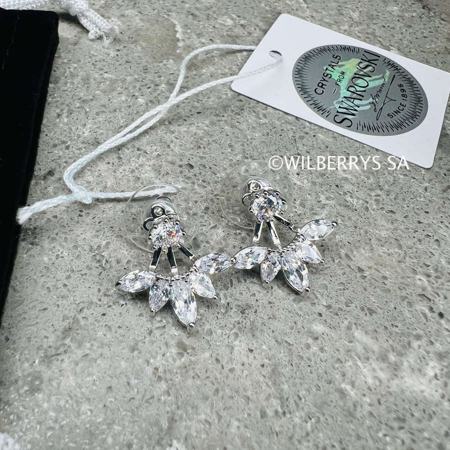 Retail: R2950.00 BRITISH JEWELLERS Amity 14k White gold plate Earrings Made with Swarovski Elements®